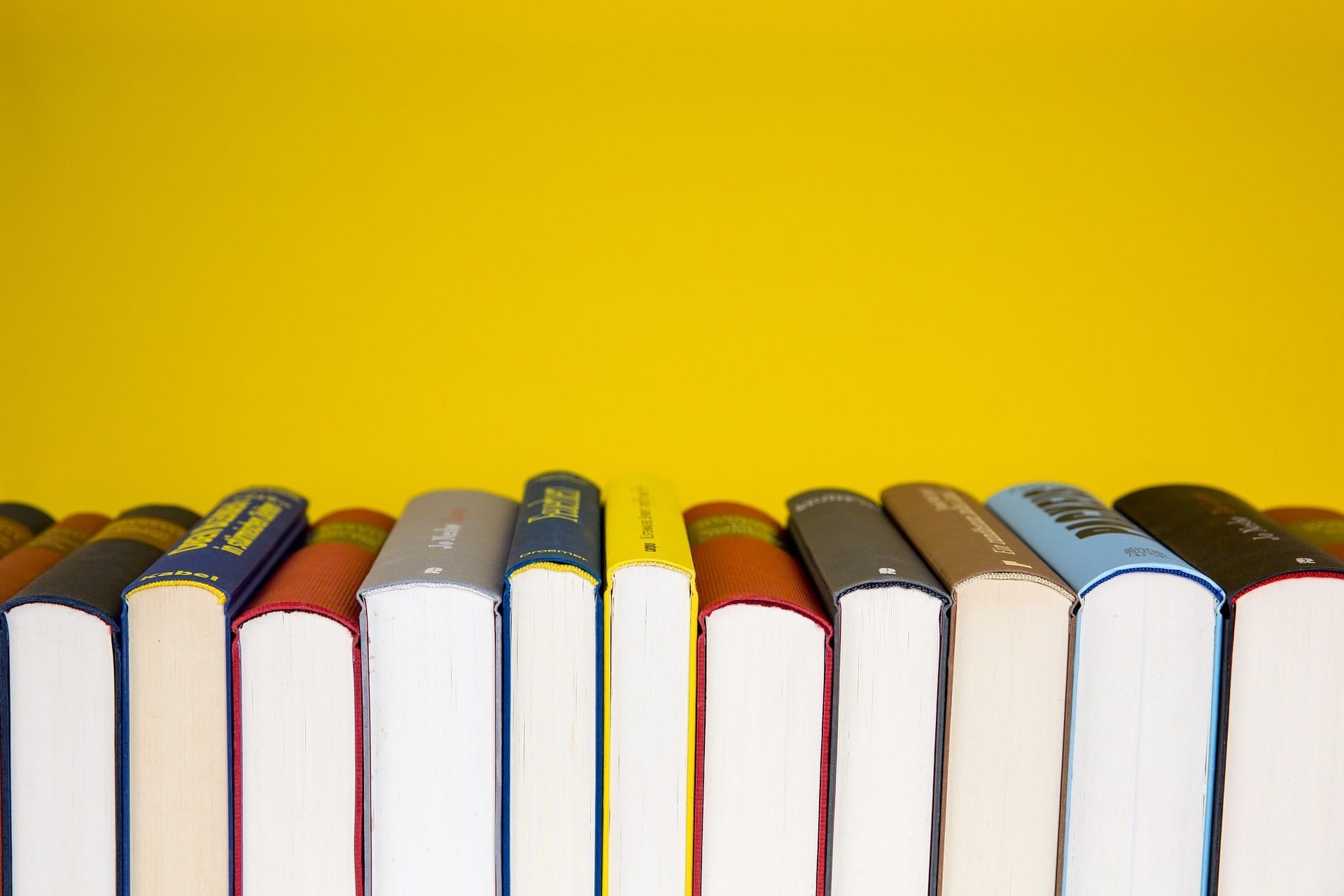 BOOKS 5937716 1920 MIN